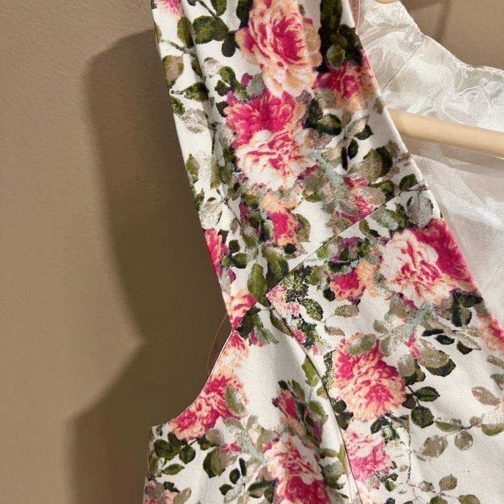 Forever 21  Cottagecore Fitted Midi Dress‎ Rose Print Medium Coquette Soft Girl - Picture 6 of 10